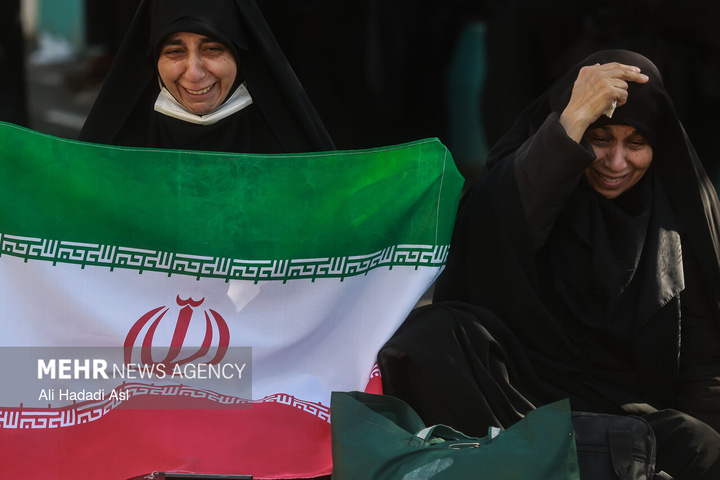 اقامه نماز عید سعید فطر در مصلای تهران