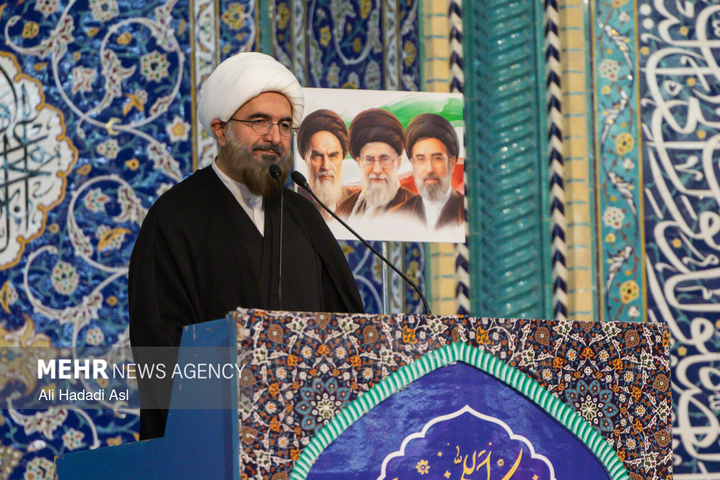 اقامه نماز عید سعید فطر در مصلای تهران