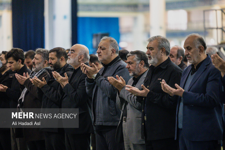 اقامه نماز عید سعید فطر در مصلای تهران