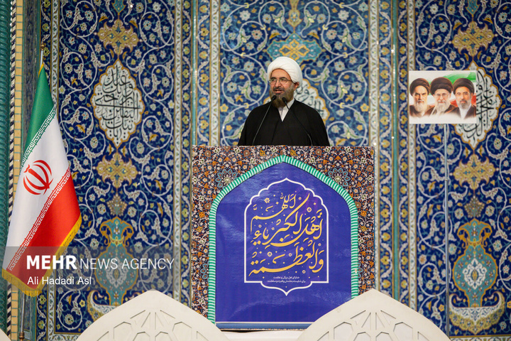 اقامه نماز عید سعید فطر در مصلای تهران