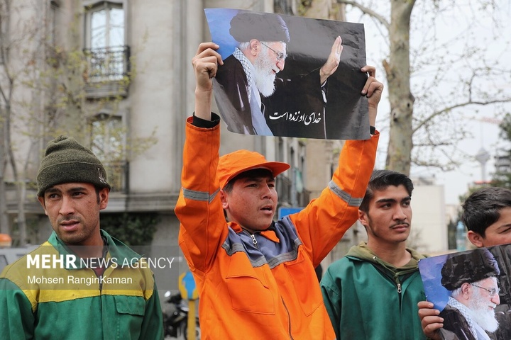 تشییع پیکر مطهر پاکبان شهید حسن خیران در تهران