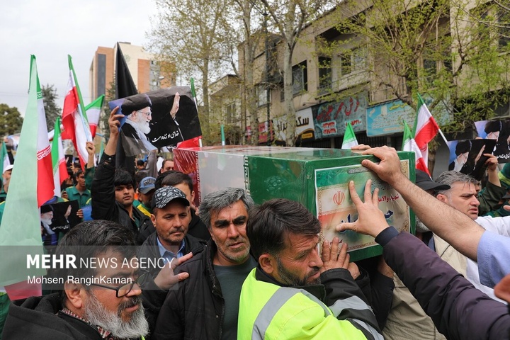 تشییع پیکر مطهر پاکبان شهید حسن خیران در تهران