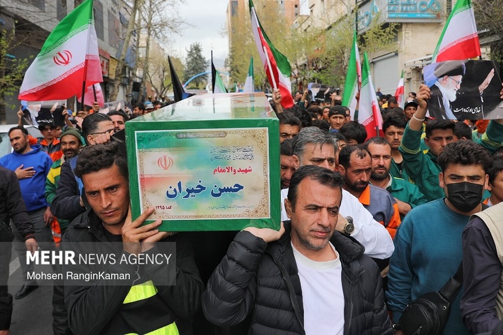 تشییع پیکر مطهر پاکبان شهید حسن خیران در تهران