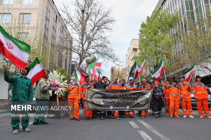 تشییع پیکر مطهر پاکبان شهید حسن خیران در تهران