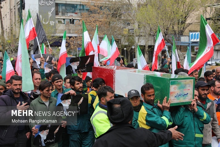 تشییع پیکر مطهر پاکبان شهید حسن خیران در تهران