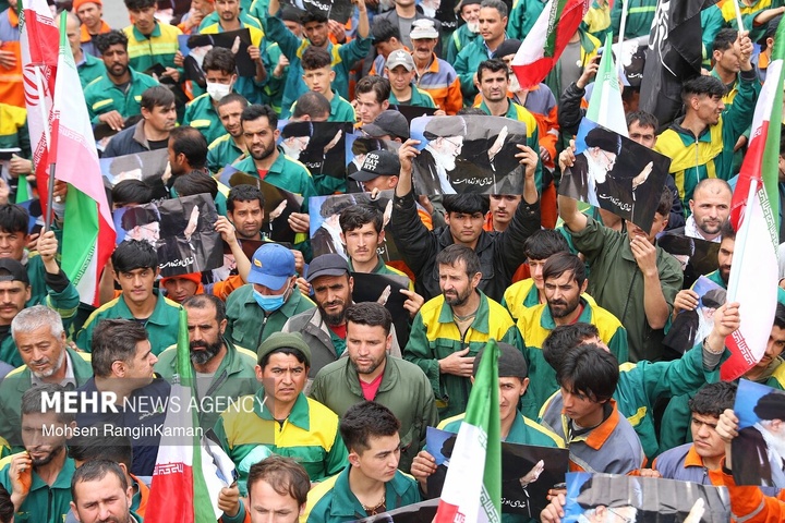 تشییع پیکر مطهر پاکبان شهید حسن خیران در تهران