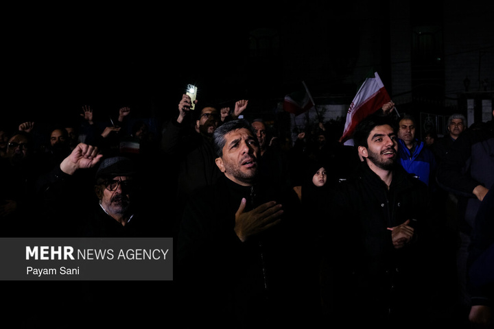 اجتماع حمایت از رزمندگان در مقابله با دشمن آمریکایی - صهیونی