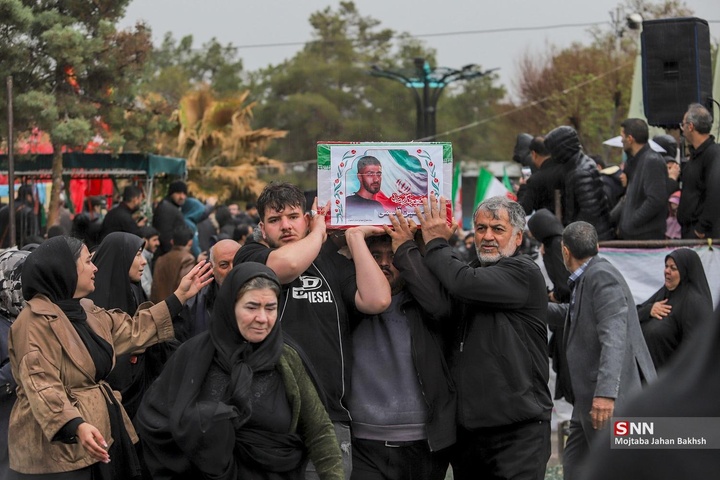 تشییع شهدای حملات آمریکایی اسرائیلی در اصفهان