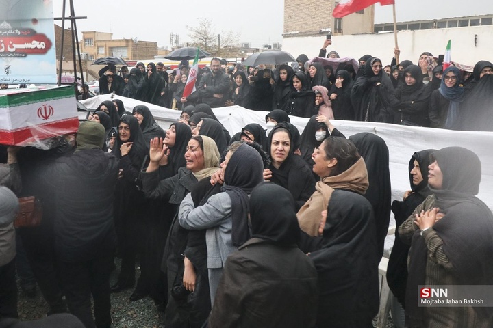 تشییع شهدای حملات آمریکایی اسرائیلی در اصفهان