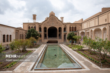 خانه‌های تاریخی کاشان