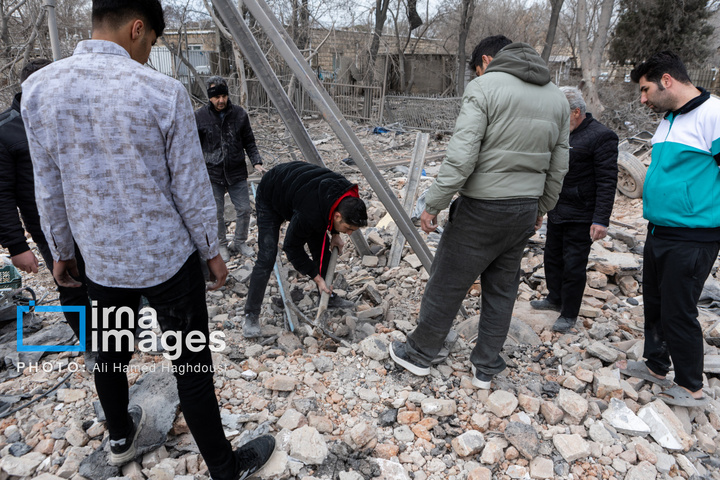 آثار حمله آمریکایی ـ صهیونی ‌در خانه‌های سازمانی راه‌آهن تبریز