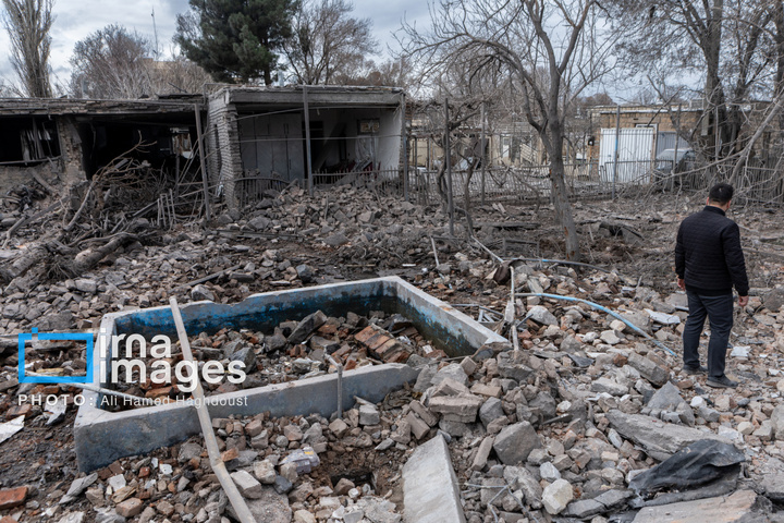 آثار حمله آمریکایی ـ صهیونی ‌در خانه‌های سازمانی راه‌آهن تبریز