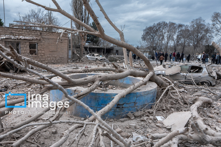 آثار حمله آمریکایی ـ صهیونی ‌در خانه‌های سازمانی راه‌آهن تبریز