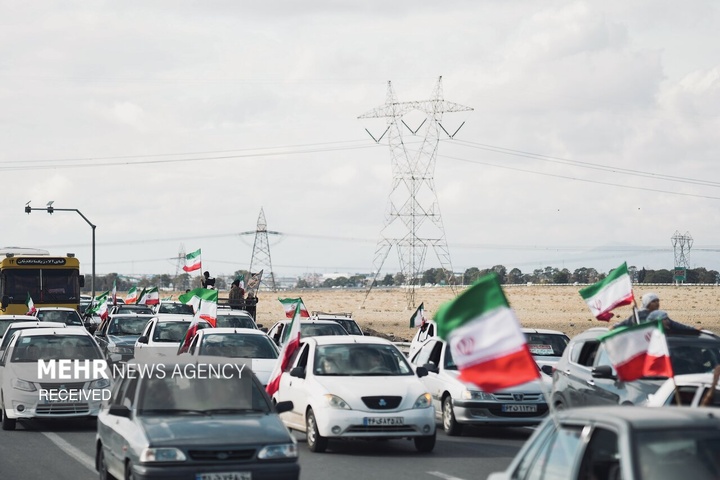 حلقه حضور و حمایت مردم از زیرساخت‌های انرژی نیروگاه شریف آباد