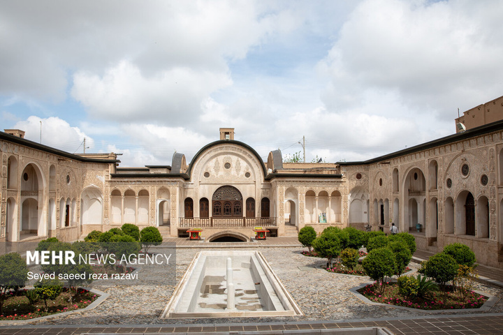 خانه‌های تاریخی کاشان