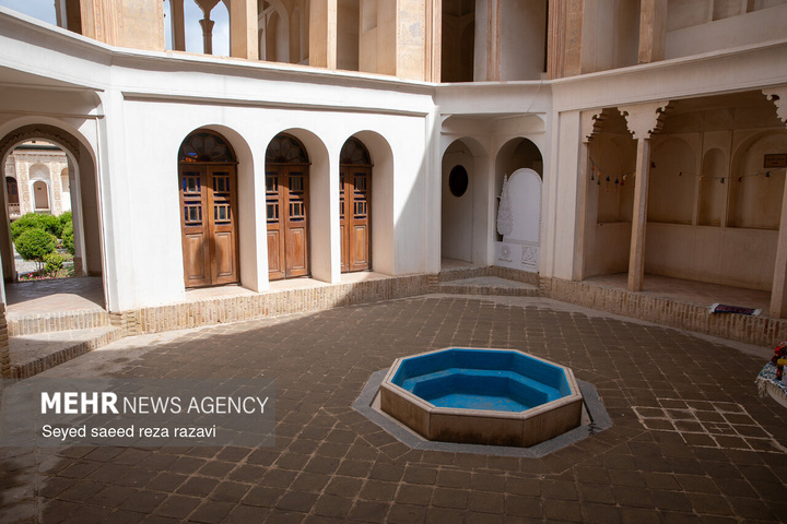 خانه‌های تاریخی کاشان