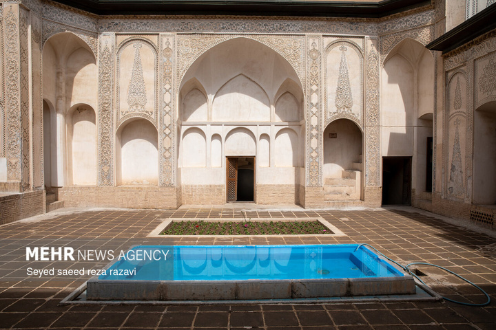 خانه‌های تاریخی کاشان