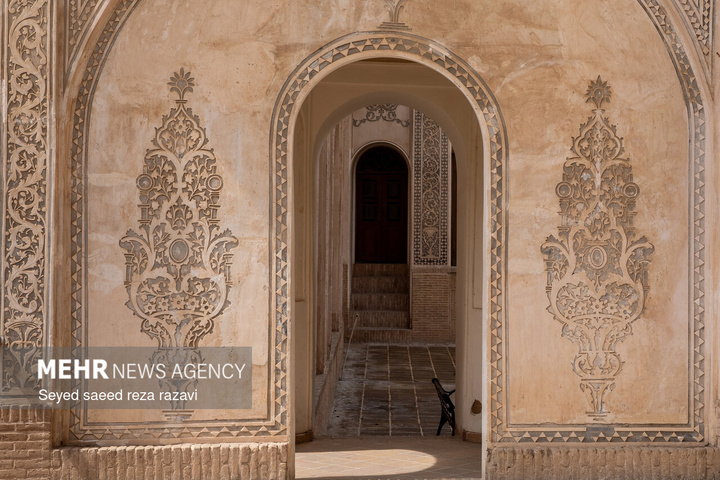 خانه‌های تاریخی کاشان