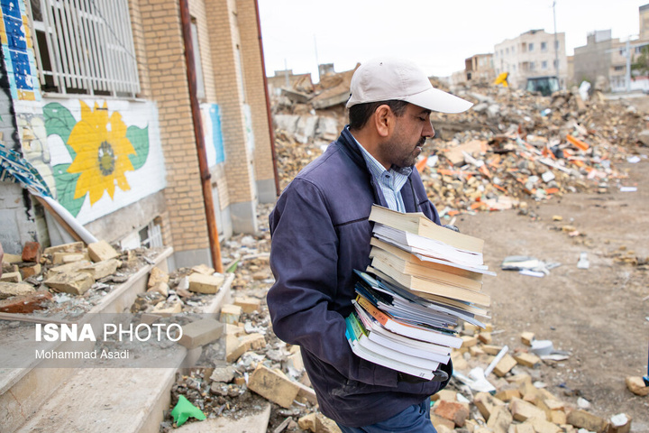 خسارات ناشی از تجاوز هوایی آمریکایی صهیونی به مدارس خمین