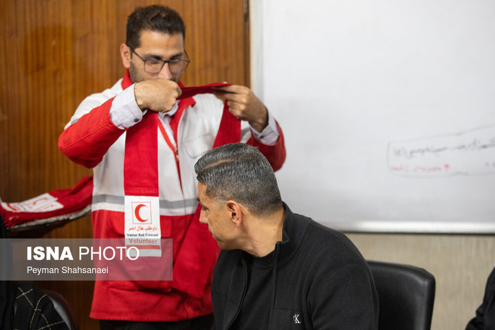 عضویت اعضای تیم ملی هندبال ساحلی ایران در سازمان هلال احمر