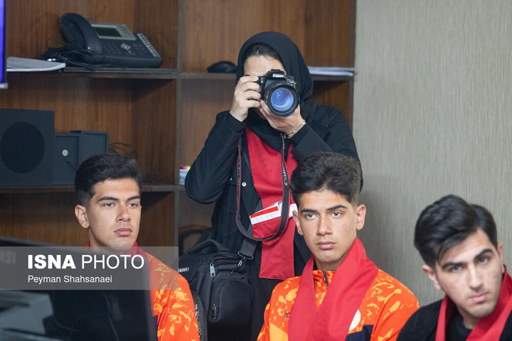 عضویت اعضای تیم ملی هندبال ساحلی ایران در سازمان هلال احمر