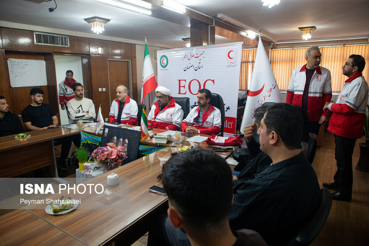 عضویت اعضای تیم ملی هندبال ساحلی ایران در سازمان هلال احمر