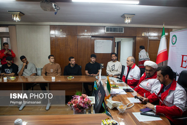 عضویت اعضای تیم ملی هندبال ساحلی ایران در سازمان هلال احمر