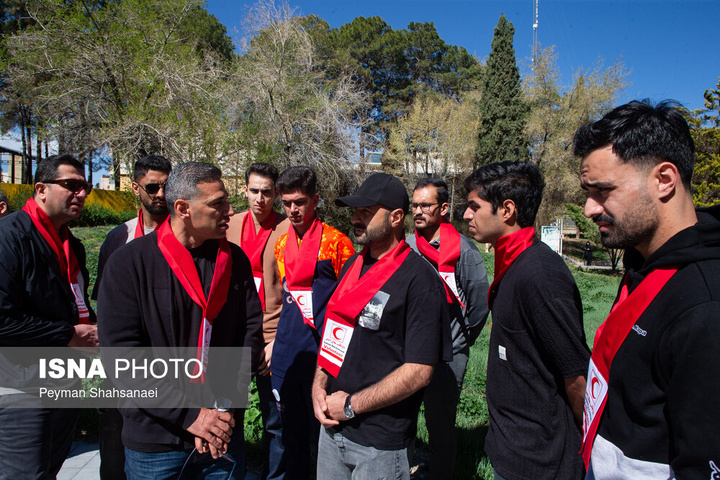 عضویت اعضای تیم ملی هندبال ساحلی ایران در سازمان هلال احمر