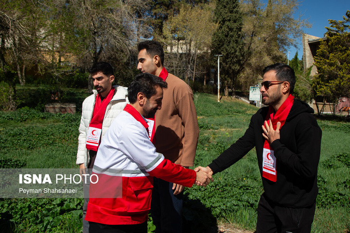 عضویت اعضای تیم ملی هندبال ساحلی ایران در سازمان هلال احمر