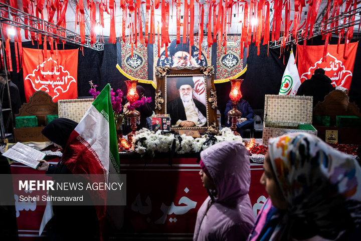 اجتماع حمایت از رزمندگان در مقابله با دشمن آمریکایی - صهیونی