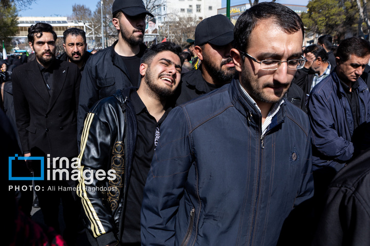 تشییع پیکر ۲۱ شهید در تبریز