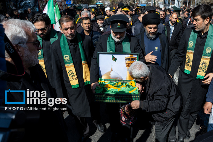 تشییع پیکر ۲۱ شهید در تبریز