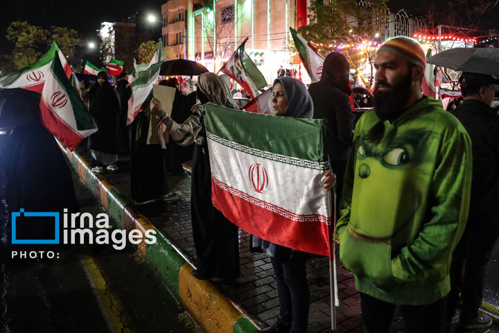 بیست و هفتمین شب حضور میدانی مردم در مشهد