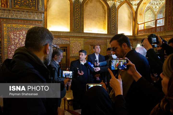 بازدید دبیر کل کمیسیون ملی یونسکو در ایران از آثار تاریخی آسیب دیده اصفهان