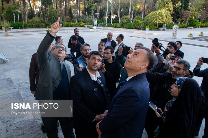 بازدید دبیر کل کمیسیون ملی یونسکو در ایران از آثار تاریخی آسیب دیده اصفهان