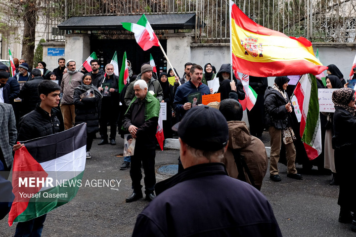 تجمع دانشجویی و مردمی به پاس مواضع دولت اسپانیا در حمایت از ایران