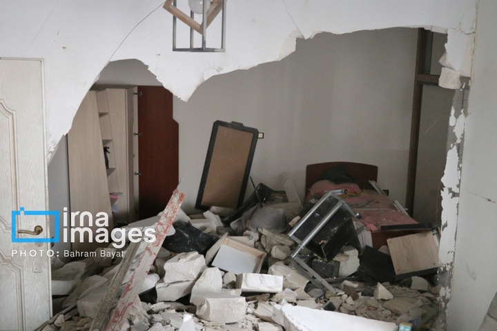 آثار حمله آمریکایی ـ صهیونیستی به خانه‌های مسکونی زنجان
