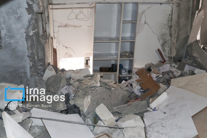 آثار حمله آمریکایی ـ صهیونیستی به خانه‌های مسکونی زنجان