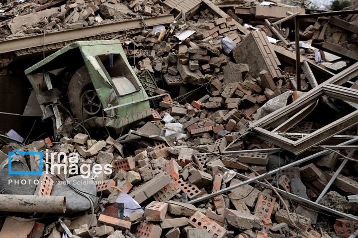 آثار حملات هوایی به دانشگاه علم و صنعت ایران