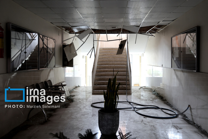 آثار حملات هوایی به دانشگاه علم و صنعت ایران