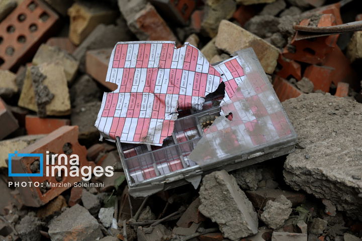 آثار حملات هوایی به دانشگاه علم و صنعت ایران