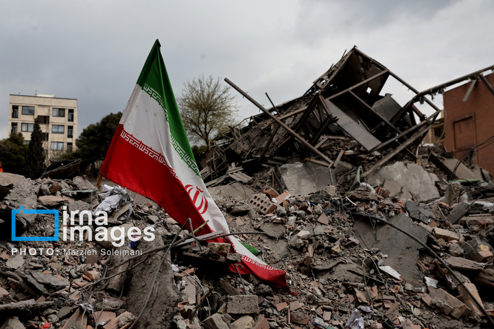 آثار حملات هوایی به دانشگاه علم و صنعت ایران