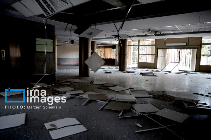 آثار حملات هوایی به دانشگاه علم و صنعت ایران