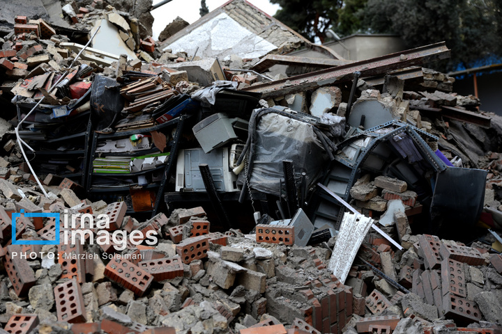 آثار حملات هوایی به دانشگاه علم و صنعت ایران