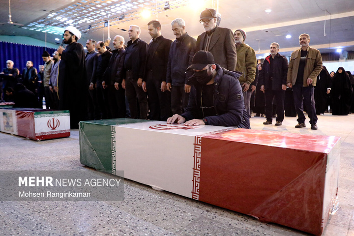 وداع با پیکر شهدای حملات صهیونی-آمریکایی