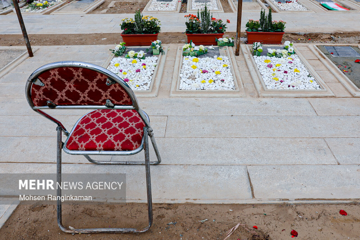 وداع با پیکر شهدای حملات صهیونی-آمریکایی