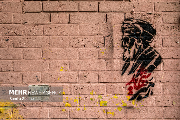 به روایت دیوارها