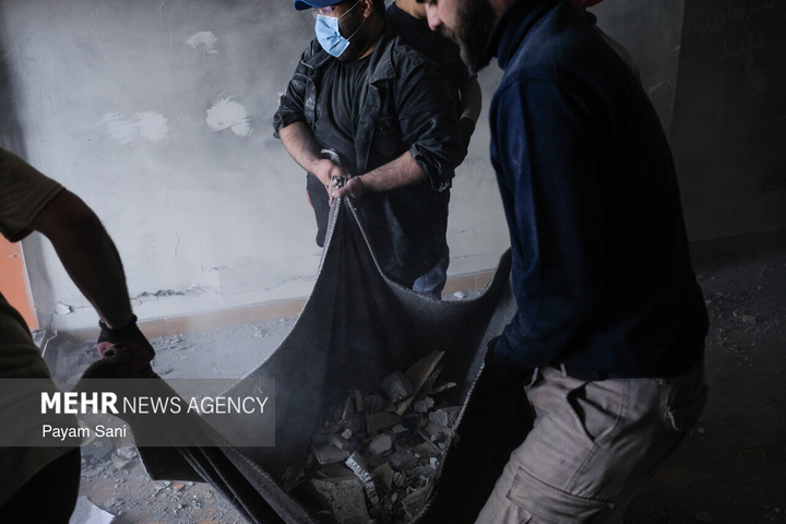 گروه‌های جهادی، پای کار بازسازی مناطق آسیب دیده در جنگ