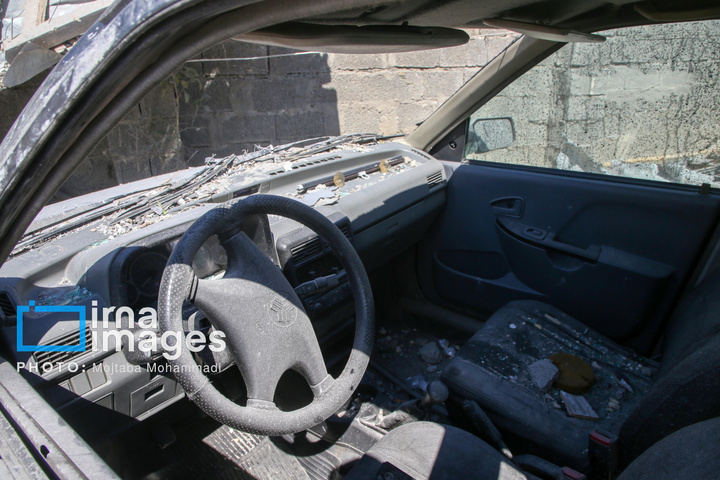 آثار حمله هوایی به روستای شفت گیلان در پی حمله متجاوزانه دشمن آمریکایی صهیونیستی به منطقه مسکونی در روستای عثماوندان از توابع شهرستان شفت استان گیلان ۶ نفر شهید و همچنین پنج منزل مسکونی کامل تخریب شده