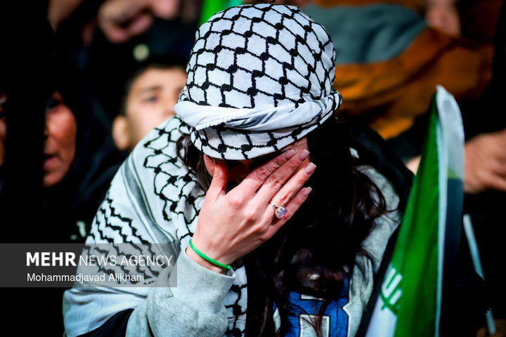 اجتماع حمایت از رزمندگان در مقابله با دشمن آمریکایی - صهیونی